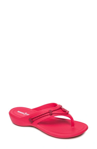Minnetonka Women's Silverthorne Prism Thong Sandals Women's Shoes In Cranberry