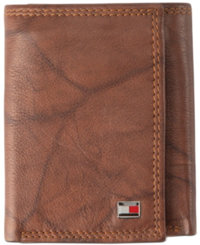 Tommy Hilfiger Men's Leather Billfold Pocket Rfid Wallet In Tan