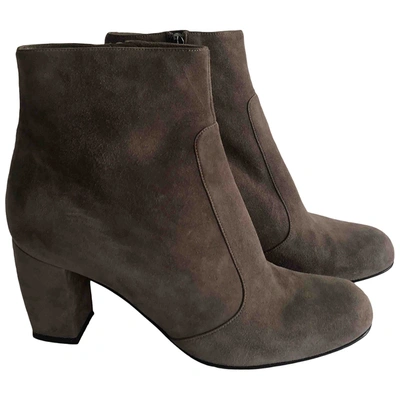 Pre-owned Gianvito Rossi Ankle Boots In Beige