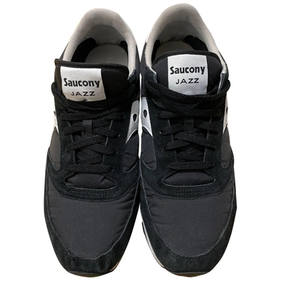 Pre-owned Saucony Cloth Low Trainers In Black