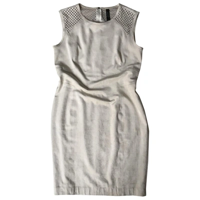 Pre-owned Marc Cain Mid-length Dress In Beige