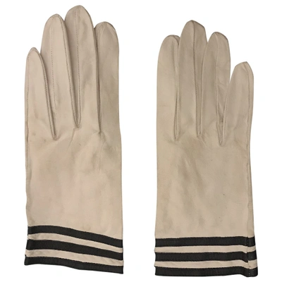 Pre-owned Chanel White Leather Gloves