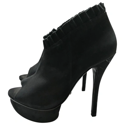 Pre-owned Schutz Open Toe Boots In Black