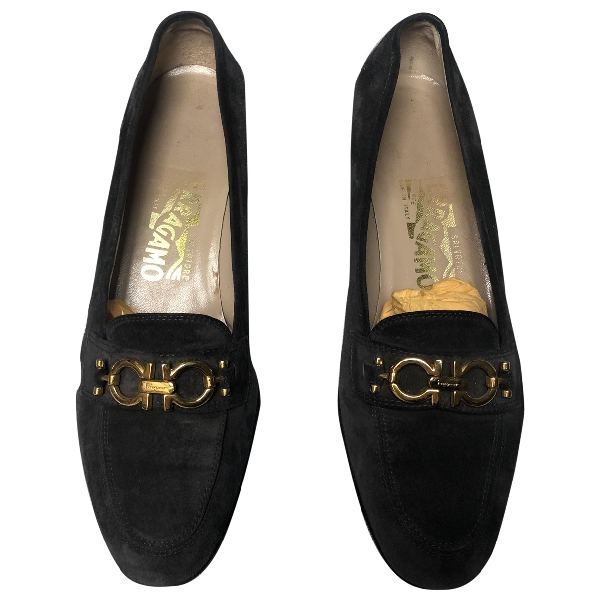 ferragamo suede flats