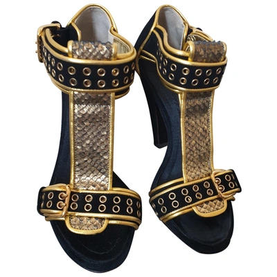 Pre-owned Giuseppe Zanotti Sandals In Gold