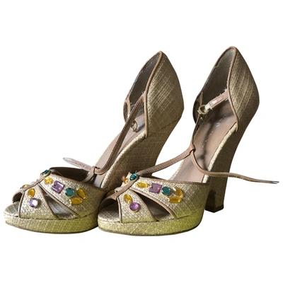 Pre-owned Dkny Leather Sandals In Beige
