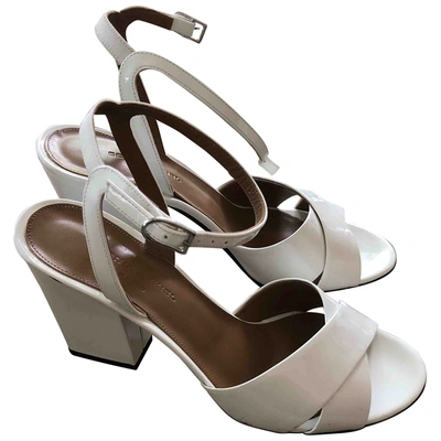 Pre-owned Sonia Rykiel Patent Leather Sandals In White