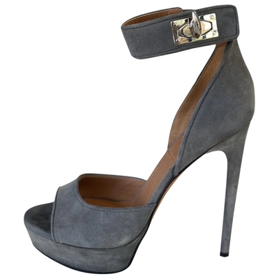 Pre-owned Givenchy Heels In Grey