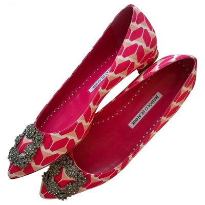 Pre-owned Manolo Blahnik Hangisi Pink Cloth Ballet Flats