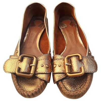 Pre-owned Chloé Leather Flats In Gold