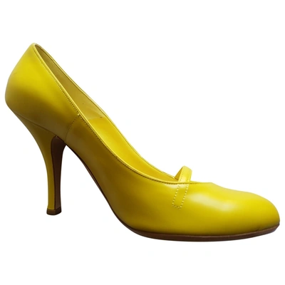 Pre-owned Marc Jacobs Leather Heels In Yellow
