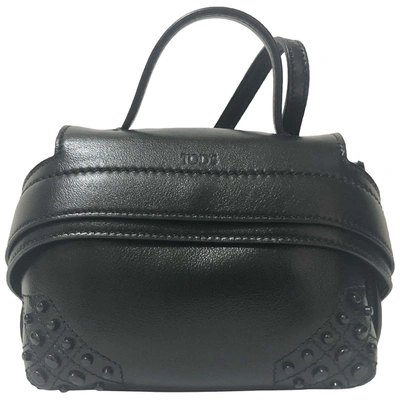 Pre-owned Tod's Wave Leather Mini Bag In Black
