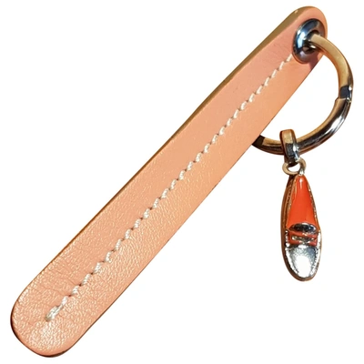 Pre-owned Tod's Leather Key Ring In Beige