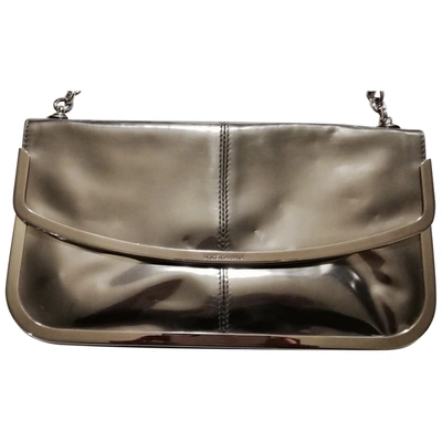 Pre-owned Dolce & Gabbana Patent Leather Clutch Bag In Silver