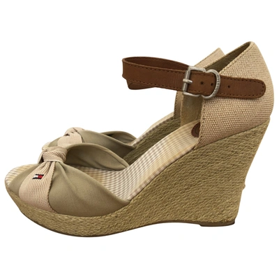 Pre-owned Tommy Hilfiger Cloth Heels In Beige