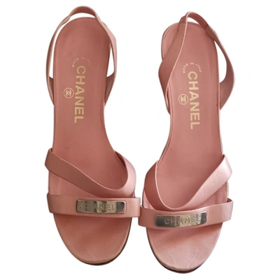 Pre-owned Chanel Leather Sandals In Pink