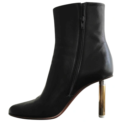 Pre-owned Vetements Leather Ankle Boots In Black