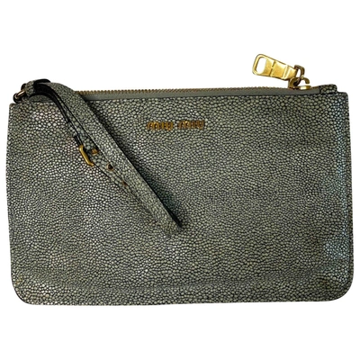 Pre-owned Miu Miu Leather Clutch Bag In Green