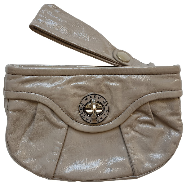 Pre-Owned Marc By Marc Jacobs Beige Patent Leather Clutch Bag | ModeSens
