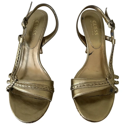 Pre-owned Guess Leather Heels In Gold