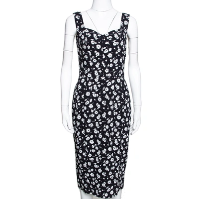 Pre-owned Dolce & Gabbana Monochrome Floral Printed Crepe Sleeveless Sheath Dress M In Black