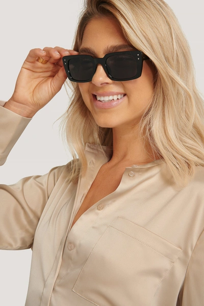 Na-kd Slim Rectangular Wide Frame Sunglasses - Black