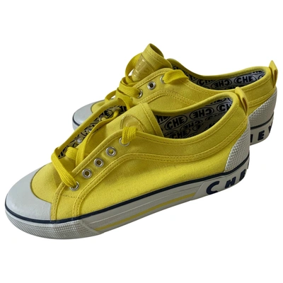 Pre-owned Chevignon Trainers In Yellow