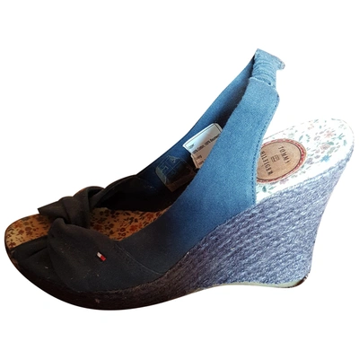 Pre-owned Tommy Hilfiger Cloth Heels In Blue