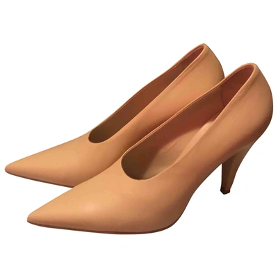 Pre-owned Max Mara Leather Heels In Camel