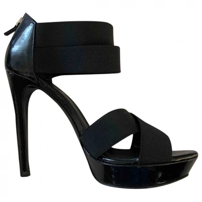 Pre-owned Fendi Cloth Sandals In Black