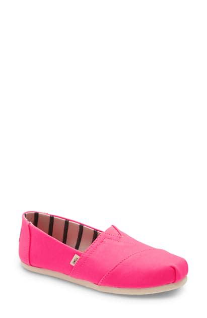 Toms Neon Pink Canvas Women's Classics Venice Collection Slip-on Shoes ...