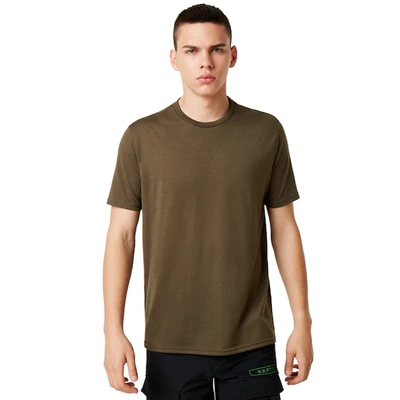 Oakley Si Core Tee In Dark Brush