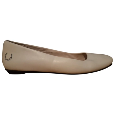 Pre-owned Fred Perry Leather Ballet Flats In Ecru