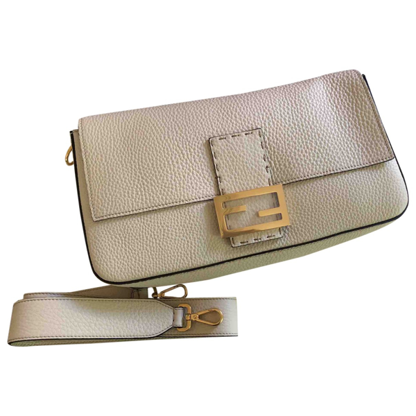 fendi baguette pre owned