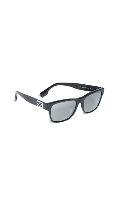 Burberry Classic Sunglasses In Black