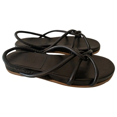 Pre-owned Alumnae Black Leather Sandals