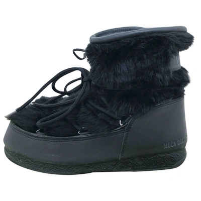 Pre-owned Moon Boot Black Faux Fur Boots