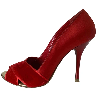 Pre-owned Gianmarco Lorenzi Velvet Heels In Red