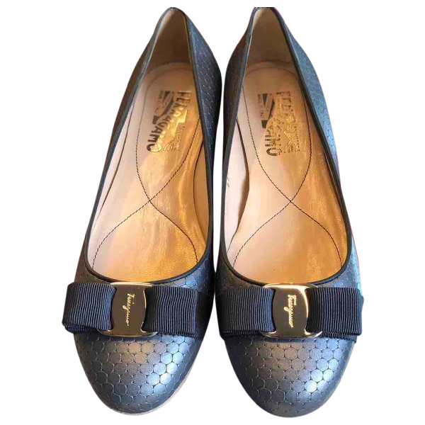 salvatore ferragamo pointed flats