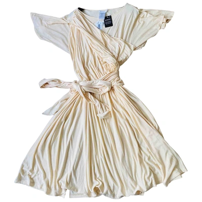 Pre-owned Chloé Mid-length Dress In Ecru