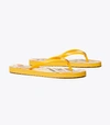 Tory Burch Printed Thin Flip-flops In Gold Crest/ribbon Weave