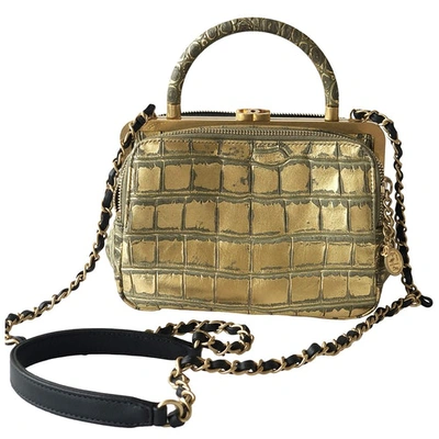 Pre-owned Chanel Leather Crossbody Bag In Gold