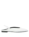 Alumnae Ballet Flats In White