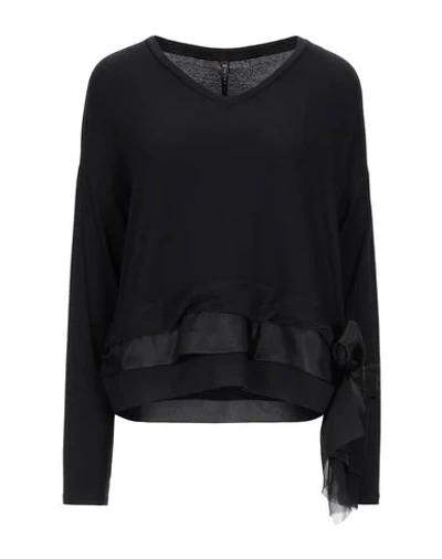 Manila Grace T-shirts In Black