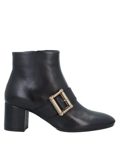 Anna Baiguera Ankle Boots In Black