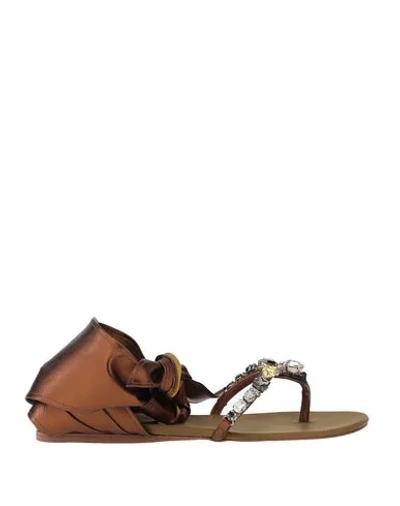 Etro Toe Strap Sandals In Bronze