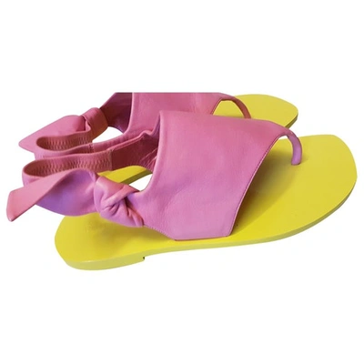 Pre-owned Emilio Pucci Leather Flip Flops In Pink
