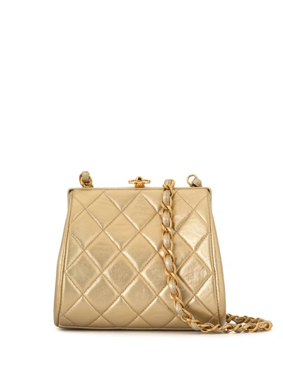 Pre-owned Chanel 1997 Diamond Quilted Metallic Shoulder Bag In Gold