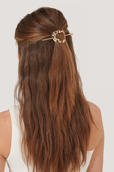 Na-kd Round Uneven Hairpin - Gold