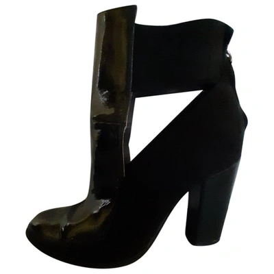Pre-owned Lala Berlin Patent Leather Ankle Boots In Black